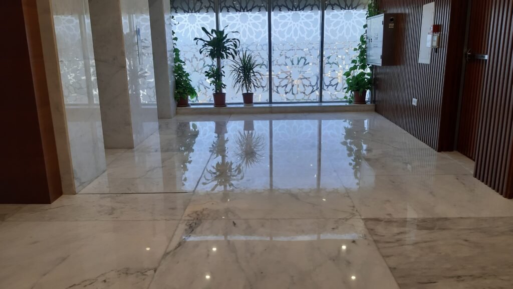 جلي وتلميع الرخام والبلاط بجدة